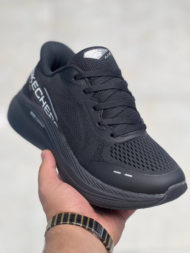 کتونی اسکیچرز (حراجیییی)سایز 40تا45 تنوع در 4 رنگ جذاب وارداتی ویتنام .skechers max cushioning