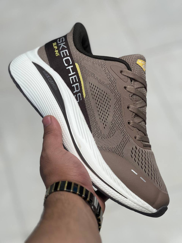 کتونی اسکیچرز سایز 40تا45 تنوع در 4 رنگ جذاب وارداتی ویتنام .skechers max cushioning