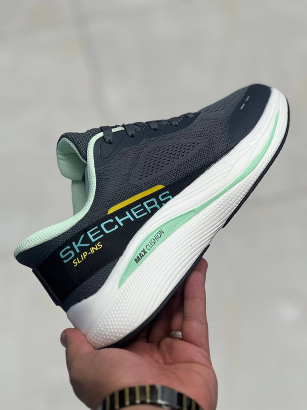 کتونی اسکیچرز سایز 37تا40 تنوع در 4 رنگ جذاب وارداتی ویتنام .skechers max cushioning