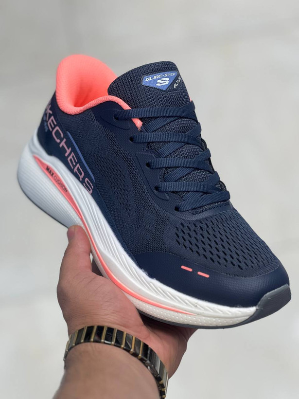 کتونی اسکیچرز سایز 37تا40 تنوع در 4 رنگ جذاب وارداتی ویتنام .skechers max cushioning