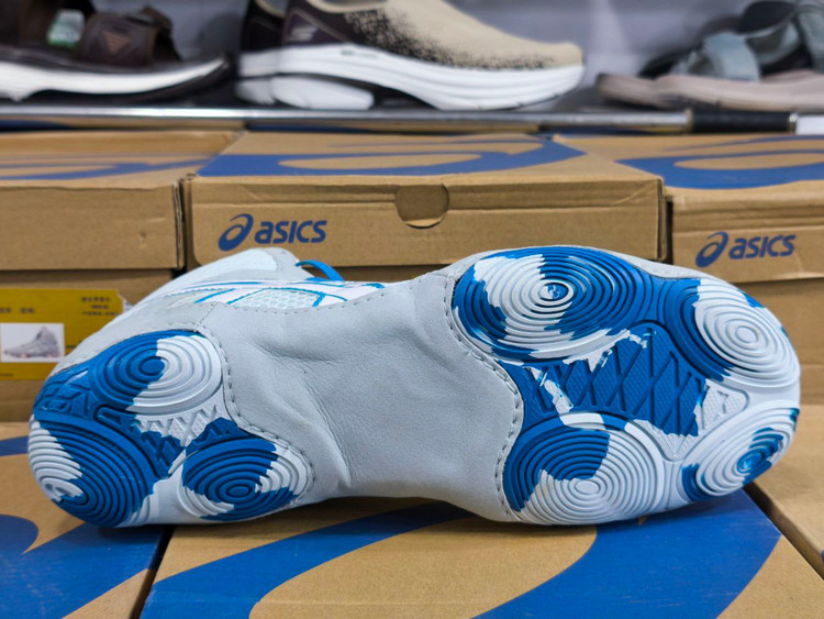 کفش کشتی آسیکس مت بلیزر / اصل ویتنام / Asics matblazer / سایز ۴۰ تا ۴۵