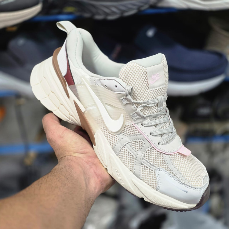 کتونی ویتنامی نایک کشلون | وارداتی ویتنام | باجعبه Nike V2k Run سایز بندی کامل 40 تا 45