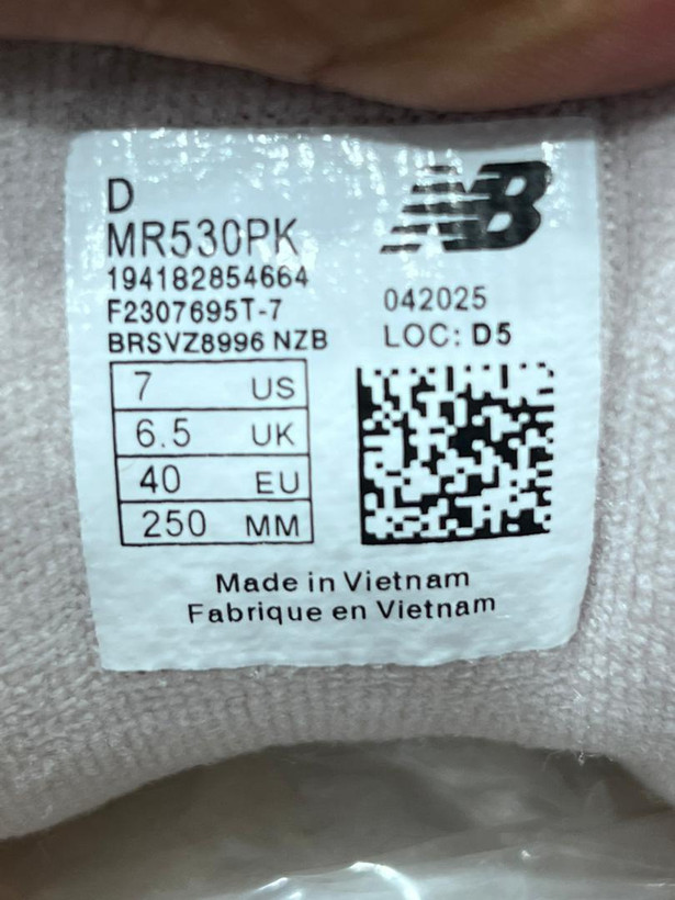 کتونی ویتنامی نیوبالانس ۵۳۰ newbalance 530 / سایز ۳۷ تا ۴۰