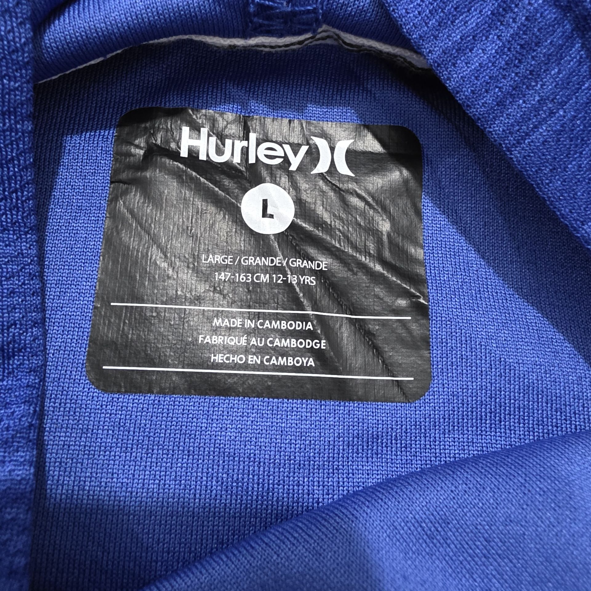 تیشرت ورزشی کلاه دار اورجینال سفارش اروپا, برند Hurley , طول 55 عرض 41 (کد 63 )