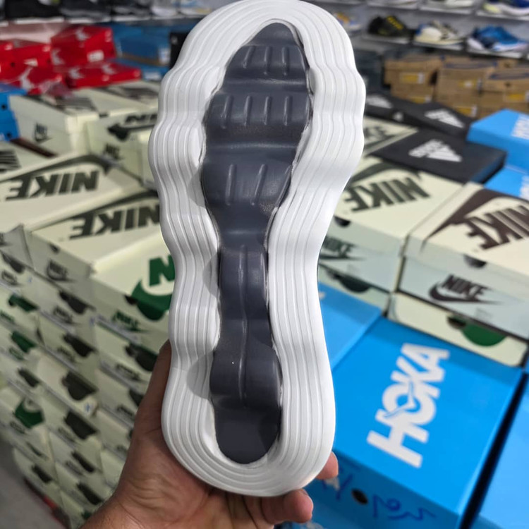 کتونی اسکیچرز / Skechers Slip Ins Uomo / اسلیپ امو طبی و سبک و راحت / سایز۴۰ تا ۴۵ / فروش بصورت عمده و تک