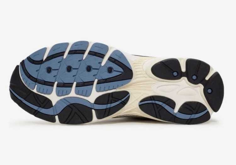 کتونی ساکونی 9 saucony omni / سایز ۴۰ تا ۴۵ / فروش بصورت تک و عمده / Saucony omni 9 vietnam