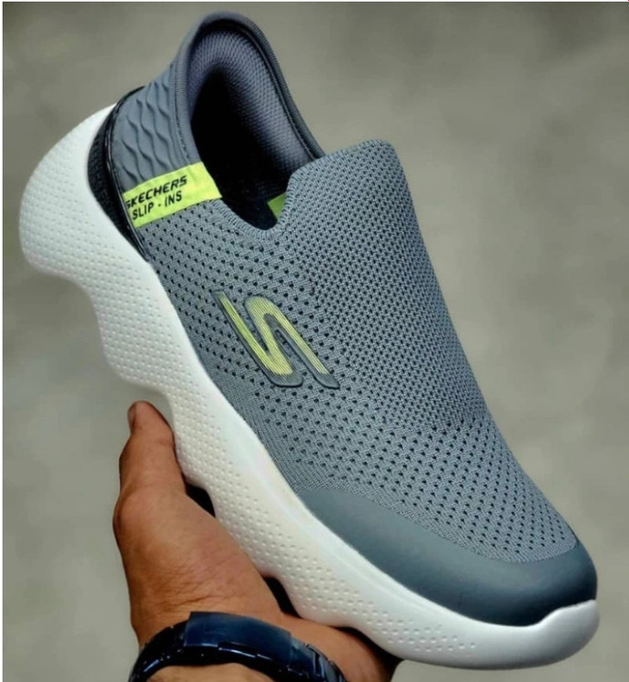 کفش اسکیچرز راحتی اسلیپ امو