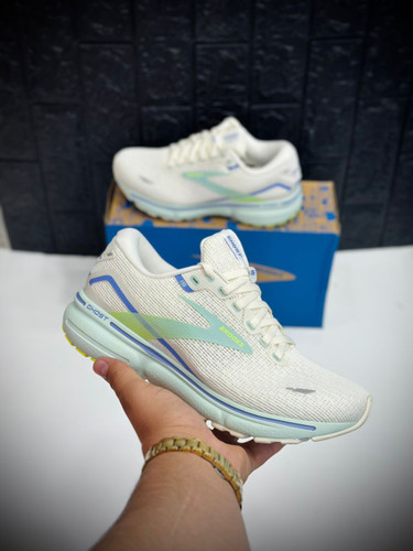 کفش کتونی گاست ۱۵ زنانه و دخترانه