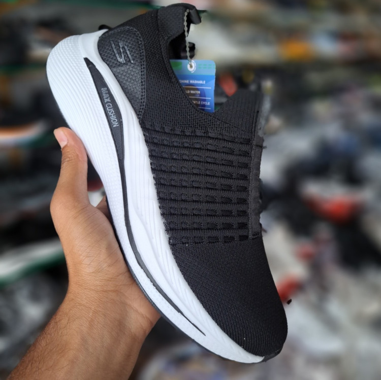 اسکیچرز راحتی