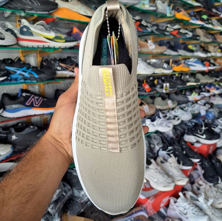 اسکیچرز راحتی و طبی