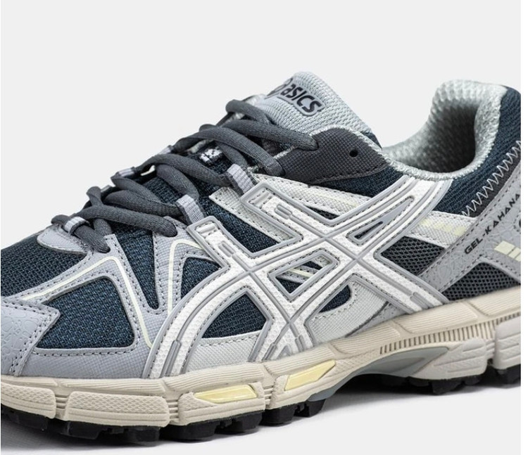 Asics kaha 8