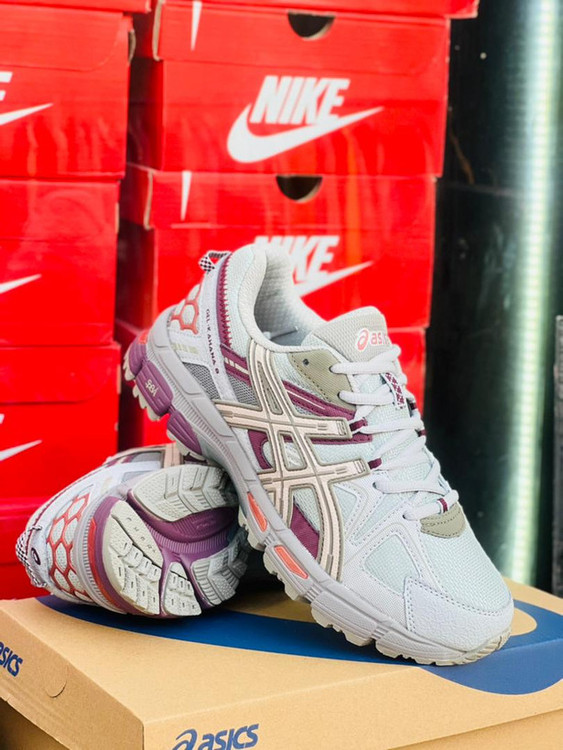 آسیکس کاها۸