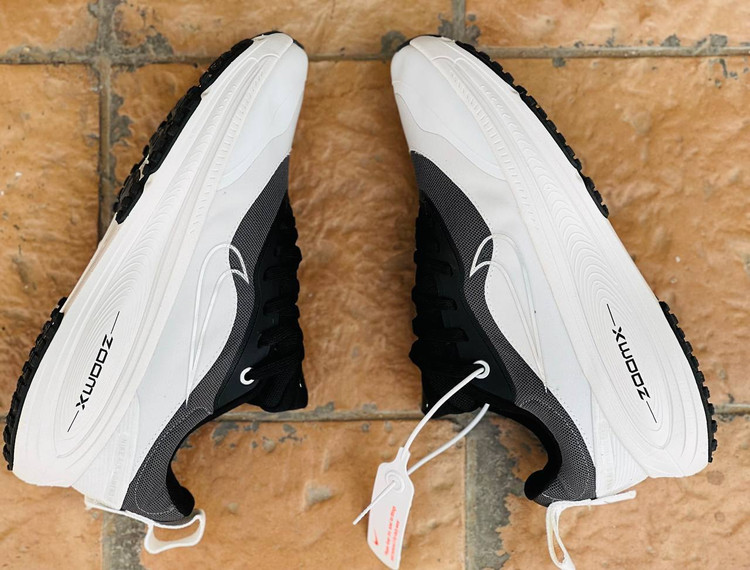 کتانی نایک ومرو