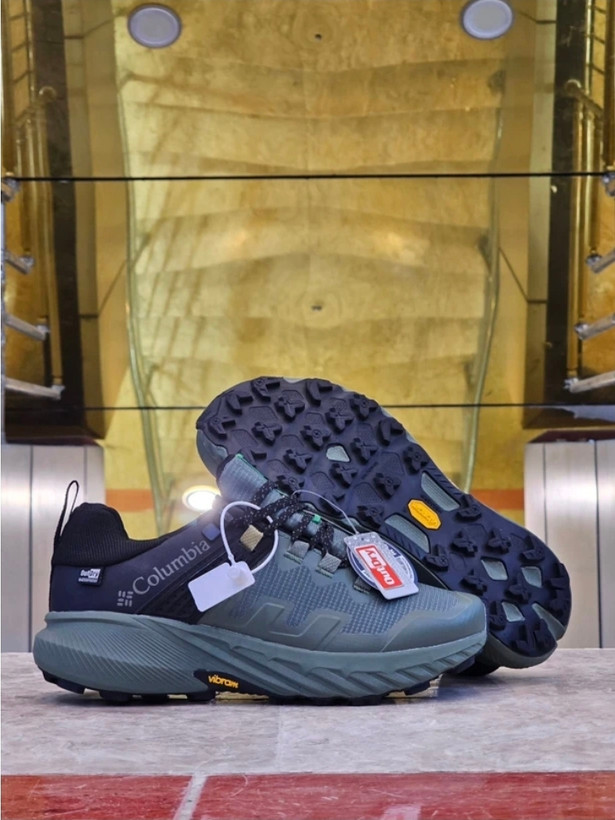 کتونی ویتنامی کلمبیا ضد اب طبیعت گردی