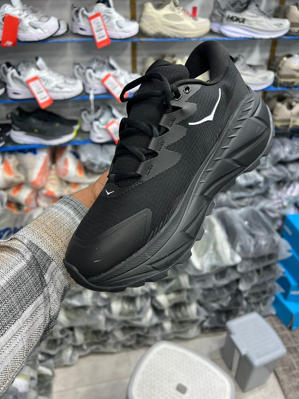 هوکا وارداتی