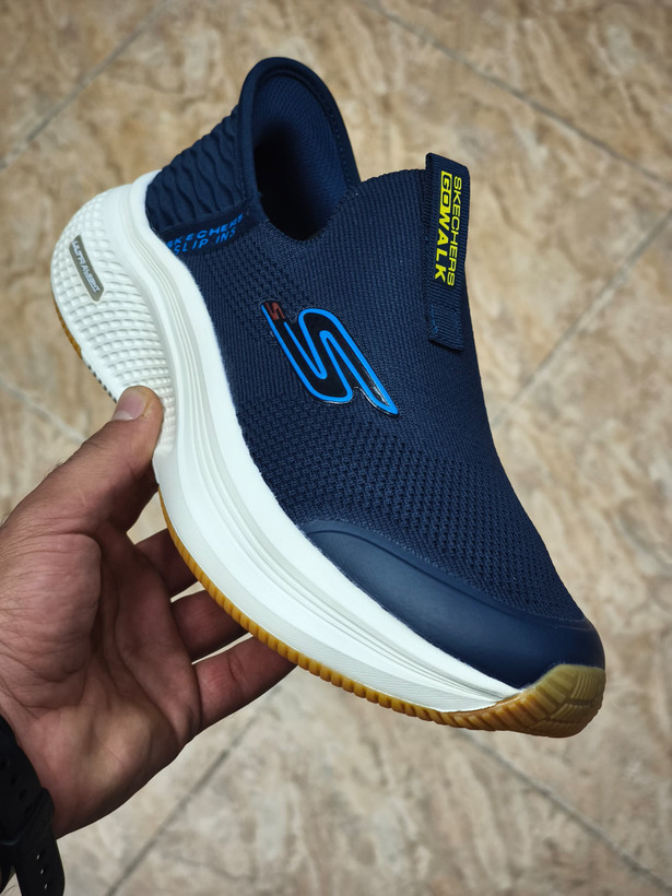 اسکیچرز ویتنامی