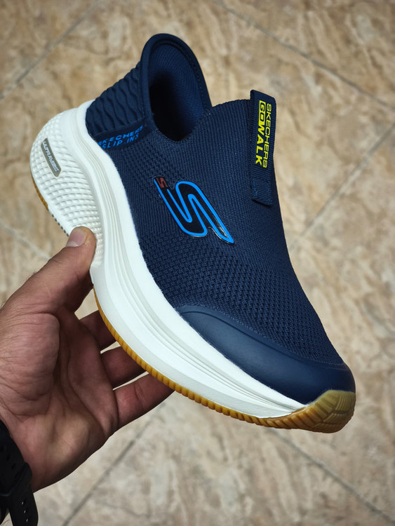 اسکیچرز ویتنامی