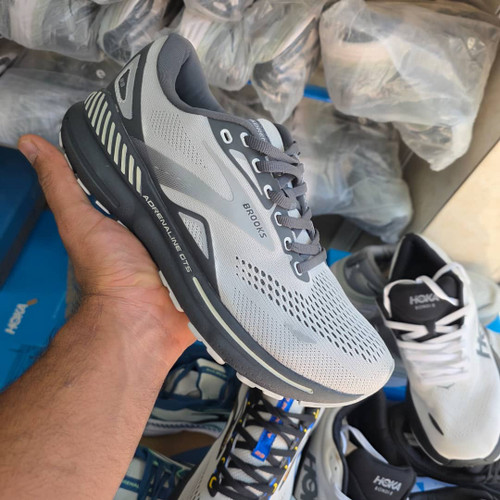 بروکس ویتنامی آدرنالین ۲۳