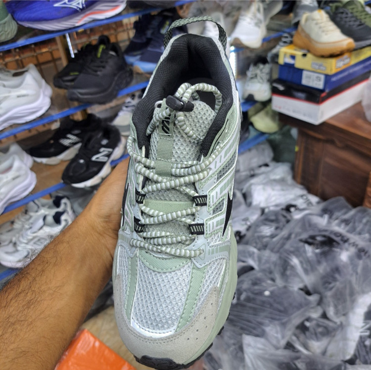 کفش میزانو وارداتی