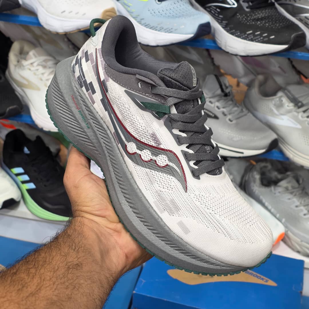 کتونی ویتنامی ساکونی تریومف ۲۱ اصل ویتنام وارداتی ویتنام