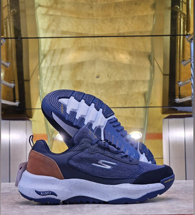 کتونی راحتی اسیکچرز آرچ فیت اصل ویتنام وارداتی ویتنام