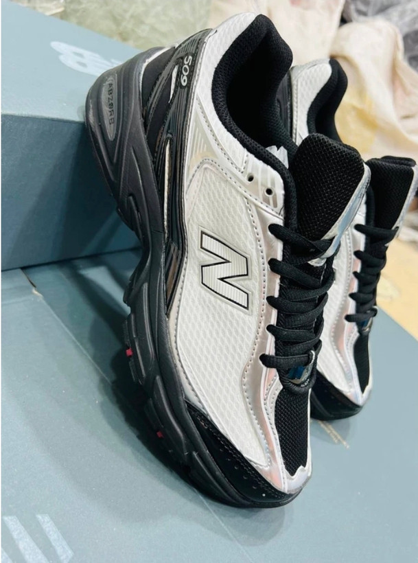 نیوبالانس ۵۰۹ newbalance 509 اصل ویتنام کیفیت مستر کوالیتی سایز ۴۰ تا ۴۵