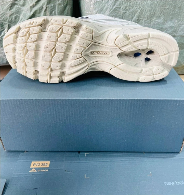 نیوبالانس ۵۰۹ newbalance 509 اصل ویتنام کیفیت مستر کوالیتی سایز ۴۰ تا ۴۵