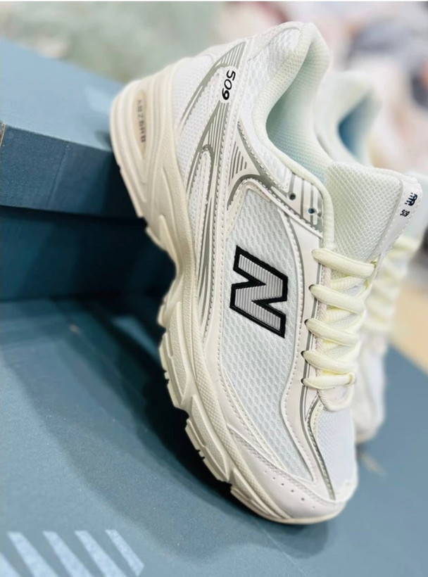 نیوبالانس ۵۰۹ newbalance 509 اصل ویتنام کیفیت مستر کوالیتی سایز ۴۰ تا ۴۵