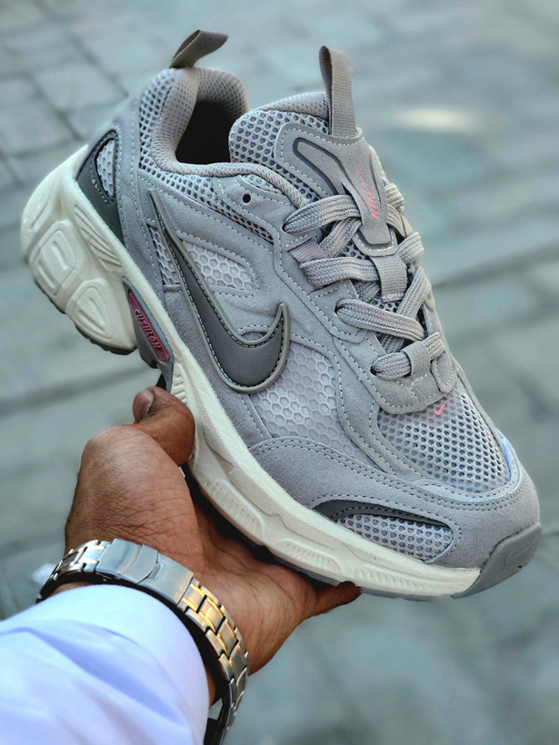 کتونی ویتنامی نایک وی فایو کی مردانه اصل ویتنام nike v5k