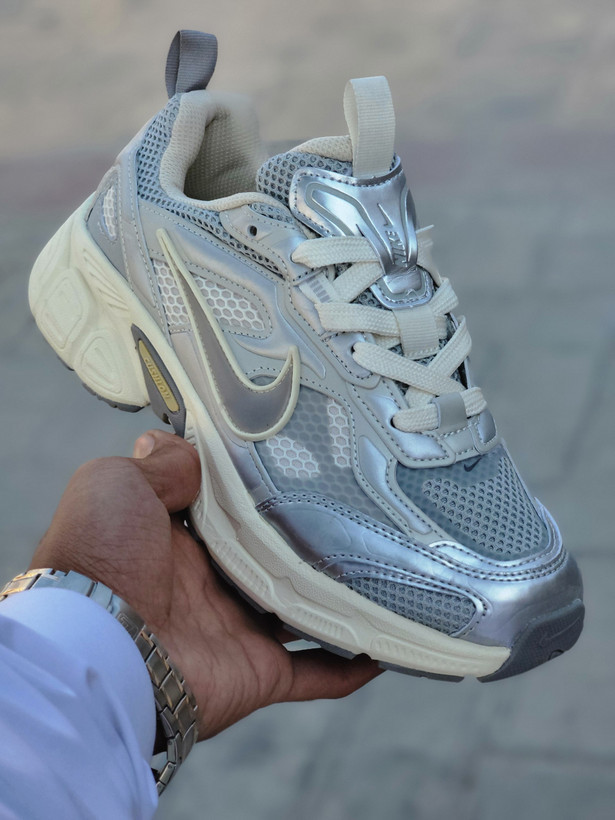 کتونی ویتنامی نایک وی فایو کی مردانه اصل ویتنام nike v5k