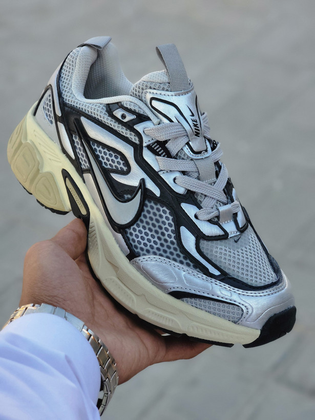 کتونی ویتنامی نایک وی فایو کی مردانه اصل ویتنام nike v5k