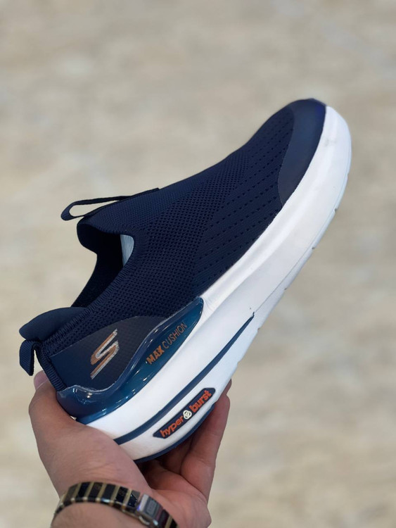 اسکیچرز اصل