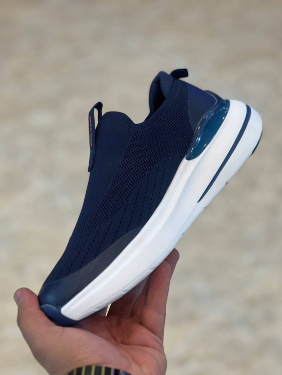 اسکیچرز ویتنامی