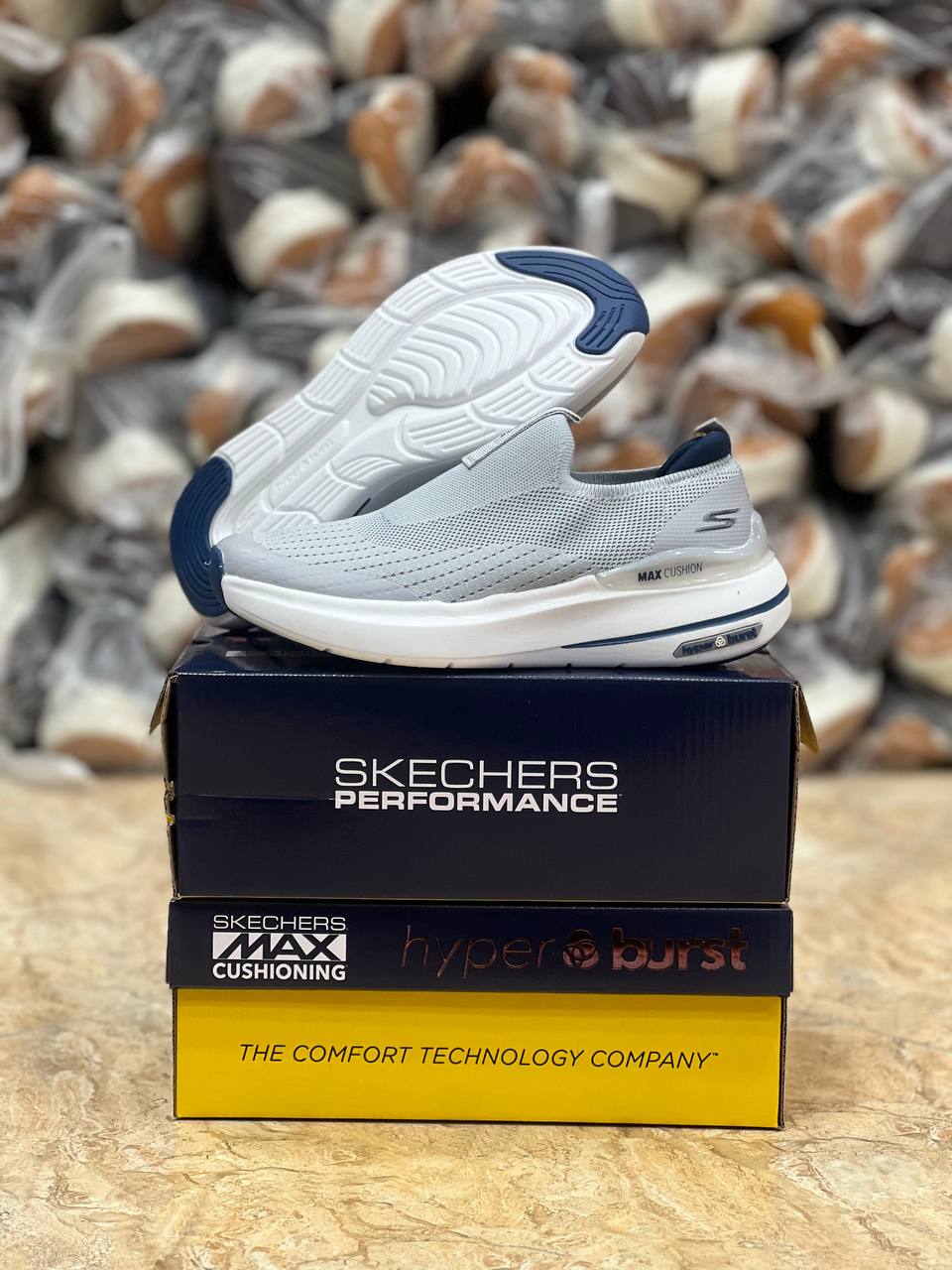 کتونی ویتنامی اسکیچرز هایپر برست اصل ویتنام وارداتی ویتنام