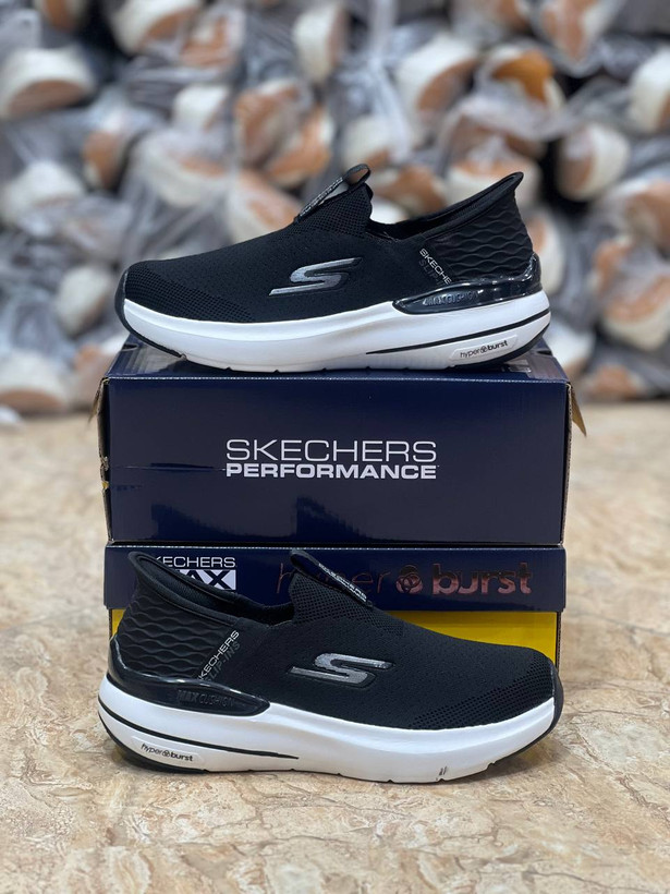 کتونی رانینگ و پیاده روی اسکیچرز / Skechers Slip Ins / اسلیپ طبی و سبک و راحت / سایز 40تا 45 / فروش بصورت عمده و تک