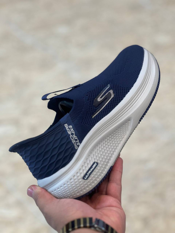 کتونی رانینگ و پیاده روی اسکیچرز / Skechers Slip Ins / اسلیپ طبی و سبک و راحت / سایز 40تا 45 / فروش بصورت عمده و تک