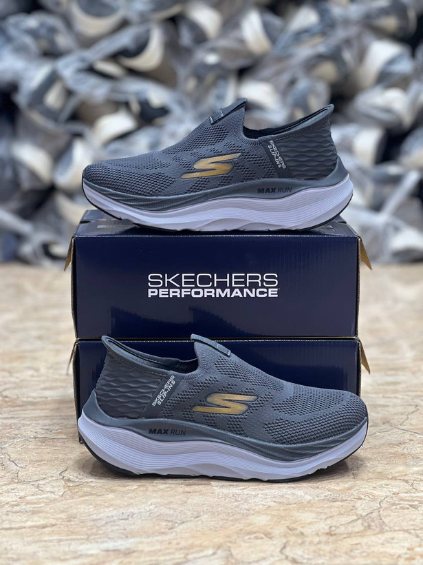 کتونی رانینگ و پیاده روی اسکیچرز / Skechers Slip Ins / اسلیپ طبی و سبک و راحت / سایز 40تا 45 / فروش بصورت عمده و تک