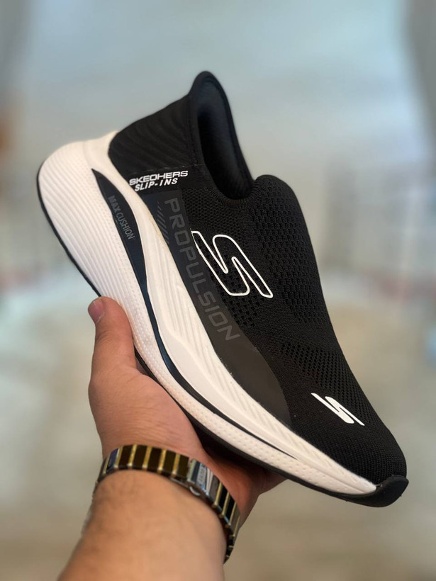 کتونی رانینگ و پیاده روی اسکیچرز / Skechers Slip Ins / اسلیپ طبی و سبک و راحت / سایز 40تا 45 / فروش بصورت عمده و تک