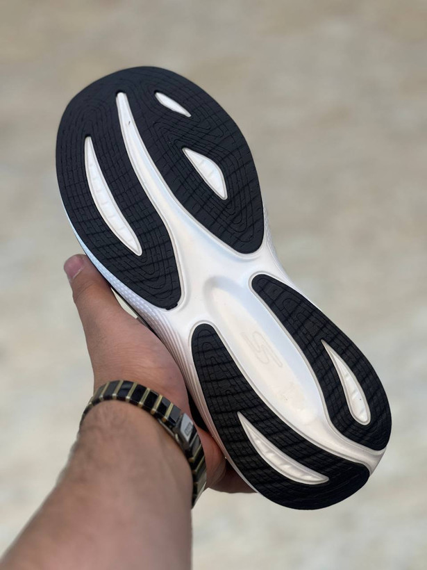 کتونی رانینگ و پیاده روی اسکیچرز / Skechers Slip Ins / اسلیپ طبی و سبک و راحت / سایز 40تا 45 / فروش بصورت عمده و تک