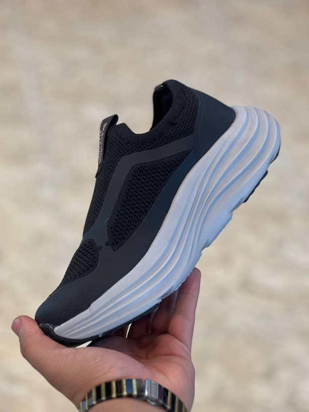 کتونی رانینگ و پیاده روی اسکیچرز / Skechers Slip Ins / اسلیپ طبی و سبک و راحت / سایز 40تا 45 / فروش بصورت عمده و تک