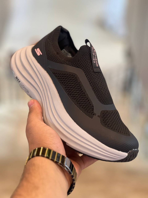 کتونی زنانه راحتی و پیاده روی اسکیچرز / Skechers Slip Ins / اسلیپ طبی و سبک و راحت / سایز 37 تا 40 / فروش بصورت عمده و تک