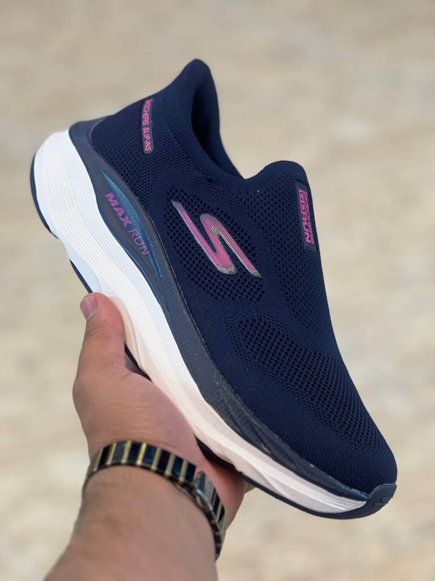 کتونی زنانه راحتی و پیاده روی اسکیچرز گوران / Skechers gorun / اسلیپ طبی و سبک و راحت / سایز 37 تا 40 / فروش بصورت عمده و تک