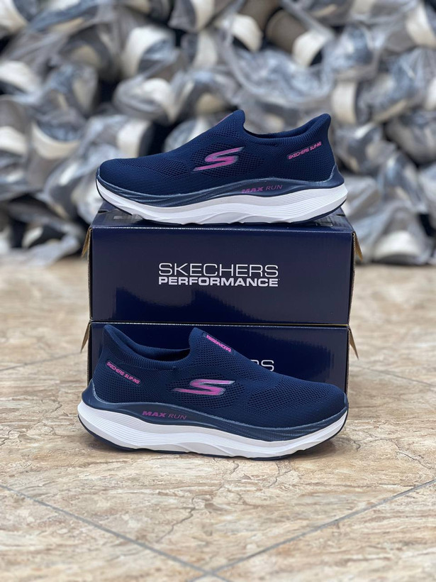 کتونی زنانه راحتی و پیاده روی اسکیچرز گوران / Skechers gorun / اسلیپ طبی و سبک و راحت / سایز 37 تا 40 / فروش بصورت عمده و تک