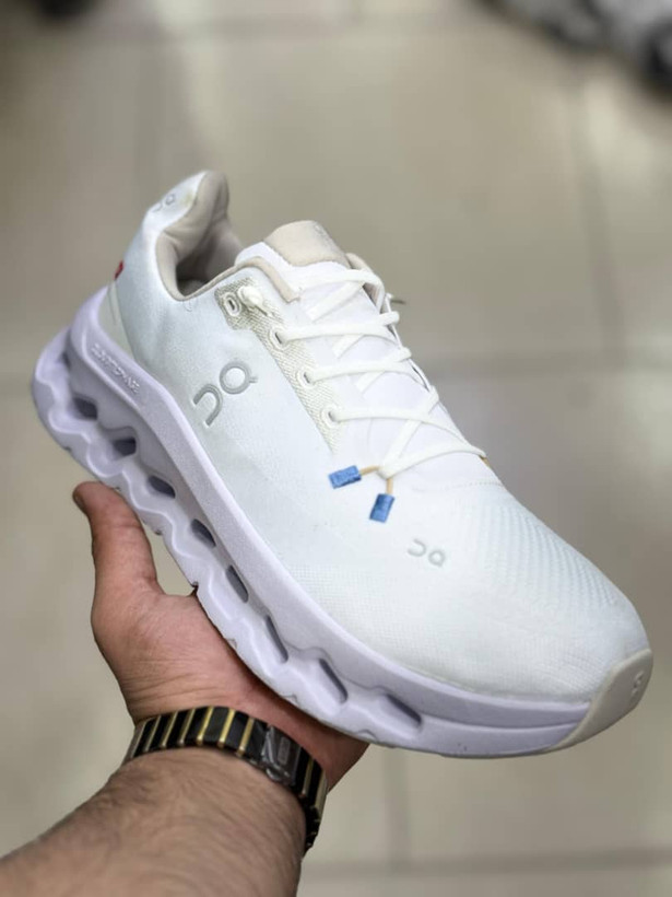 کتونی ویتنامی کیوسی آن رانینگ مدل لوئوه اصل ویتنام وارداتی ویتنام