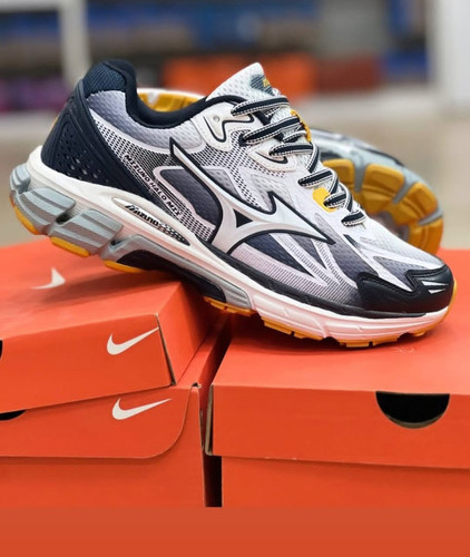 کفش وارداتی میزانو هالو میکس