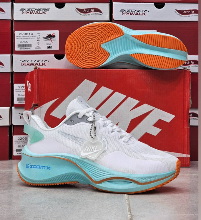 کتونی ویتنامی زنانه مدل نایک زوم ایکس اصل ویتنام وارداتی ویتنام