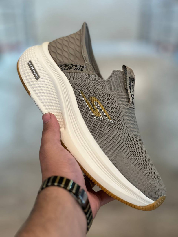 کتونی رانینگ و پیاده روی اسکیچرز / Skechers Slip Ins / اسلیپ طبی و سبک و راحت / سایز 40تا 45 / فروش بصورت عمده و تک