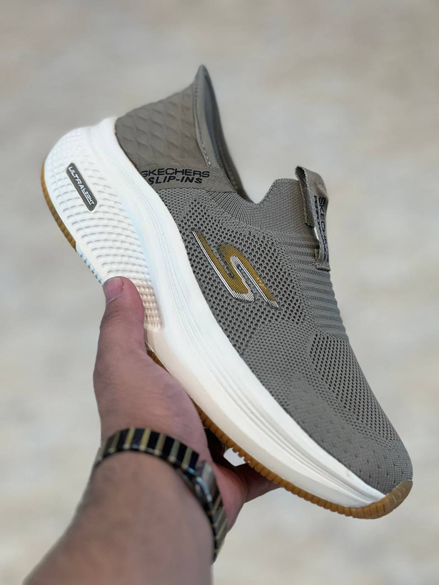 کتونی رانینگ و پیاده روی اسکیچرز / Skechers Slip Ins / اسلیپ طبی و سبک و راحت / سایز 40تا 45 / فروش بصورت عمده و تک