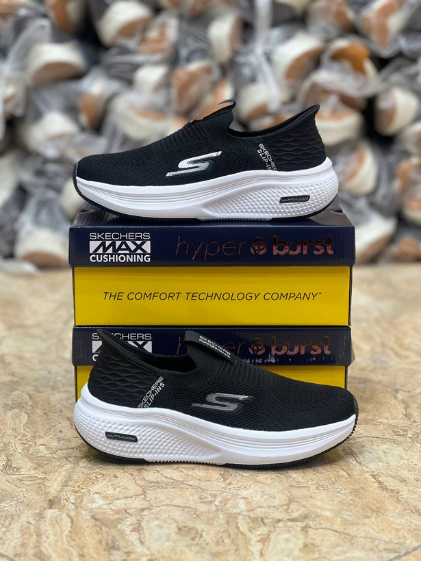 کتونی رانینگ و پیاده روی اسکیچرز / Skechers Slip Ins / اسلیپ طبی و سبک و راحت / سایز 40تا 45 / فروش بصورت عمده و تک