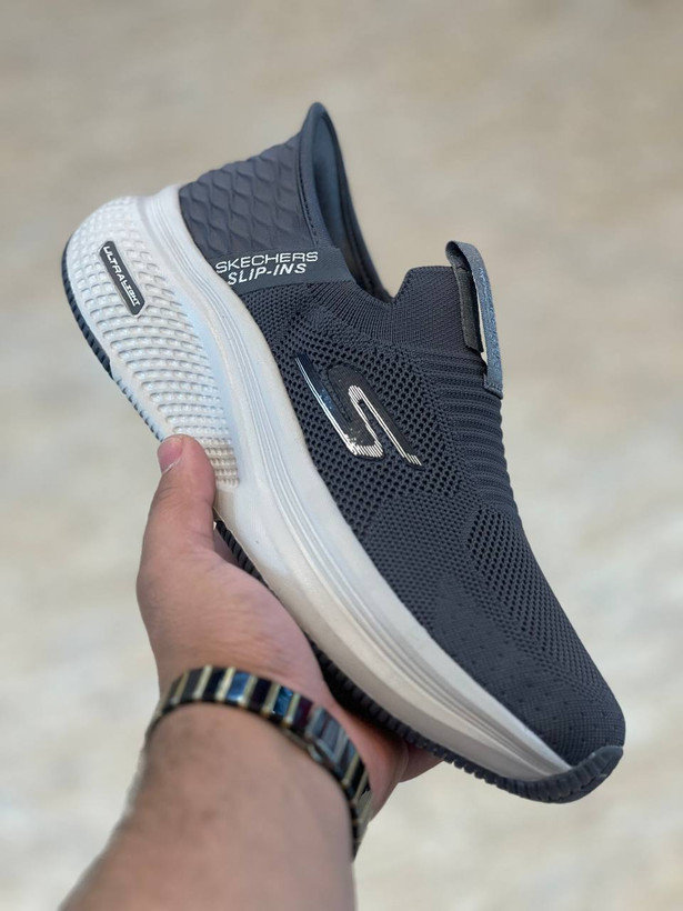 کتونی رانینگ و پیاده روی اسکیچرز / Skechers Slip Ins / اسلیپ طبی و سبک و راحت / سایز 40تا 45 / فروش بصورت عمده و تک